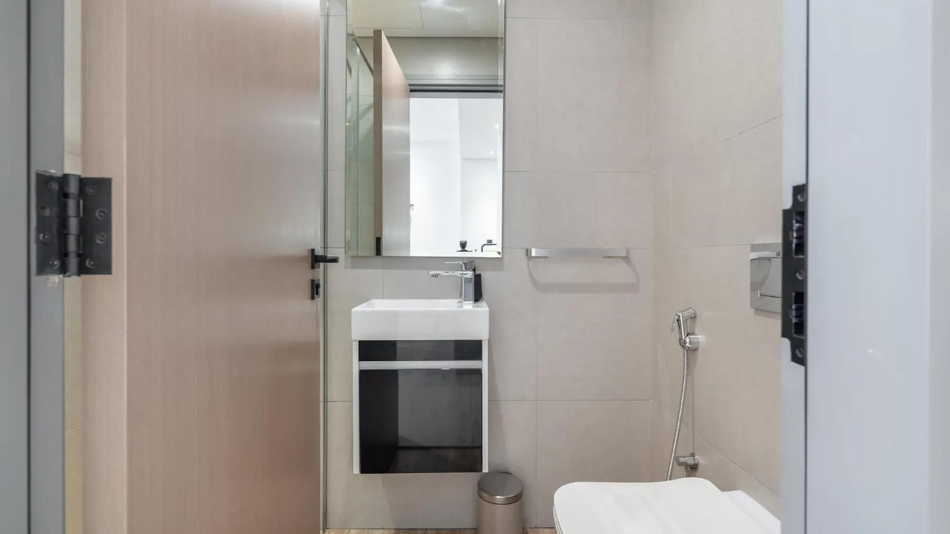 The Ultimate Vacation Starts On This Flat Apartment Dubai