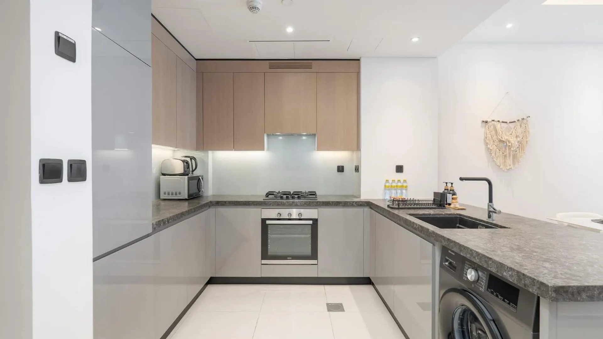 The Ultimate Vacation Starts On This Flat Apartment Dubai